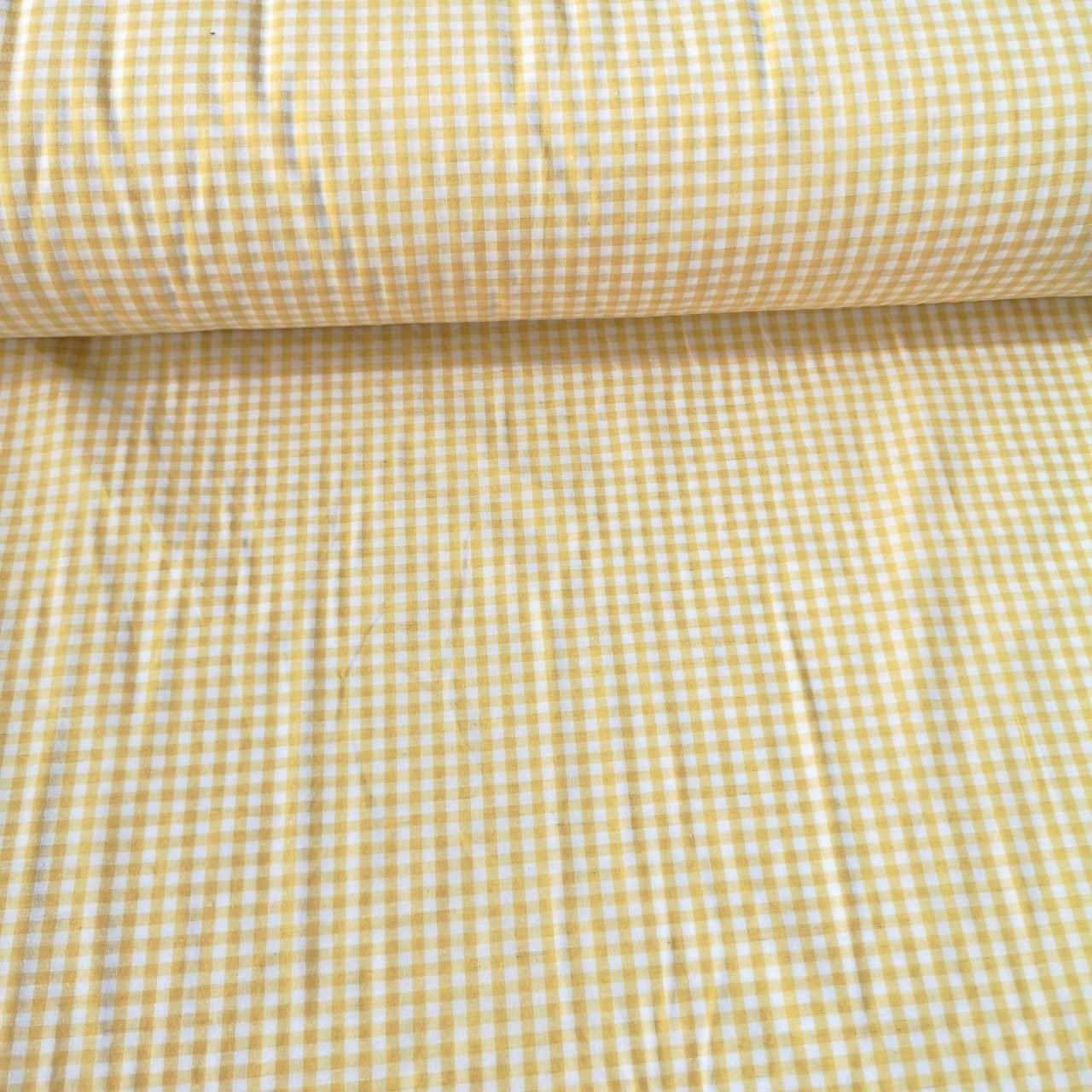 Sarı Pötikareli Zefir Kumaş