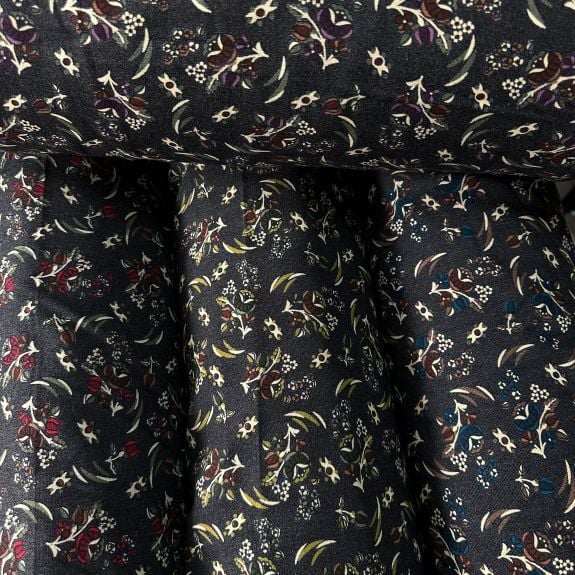 Dallı Çiçekli Yün Angor