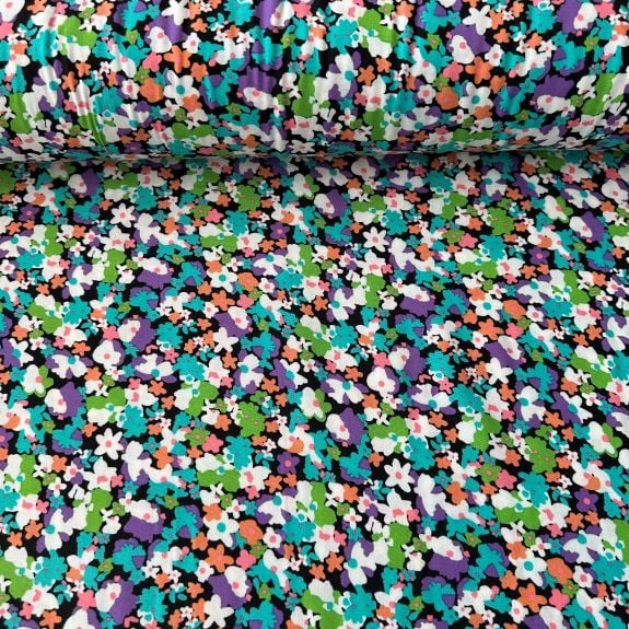 Kır Çiçekleri Viskon Kumaş Yeşil