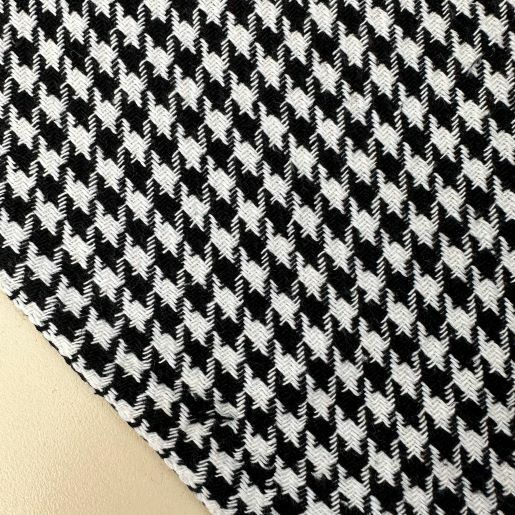 Siyah Kazayağı Kumaş