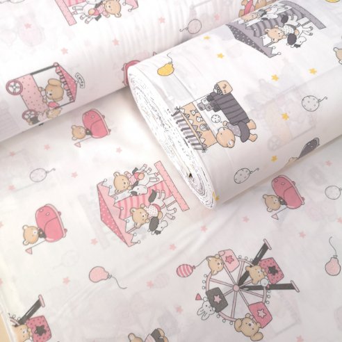 Dönme Dolaptaki Ayıcıklar Poplin Kumaş