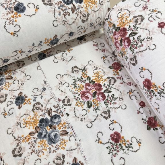 Melani Desenli Pazen Kumaş