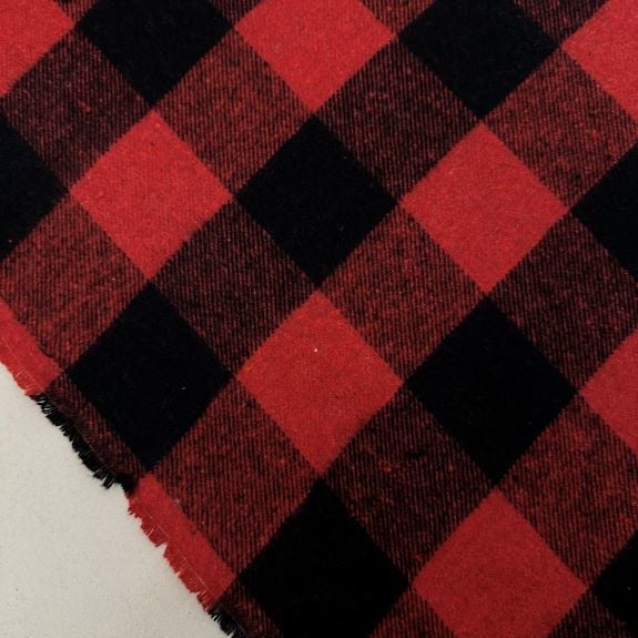 Kırmızı Kareli Oduncu Kumaş