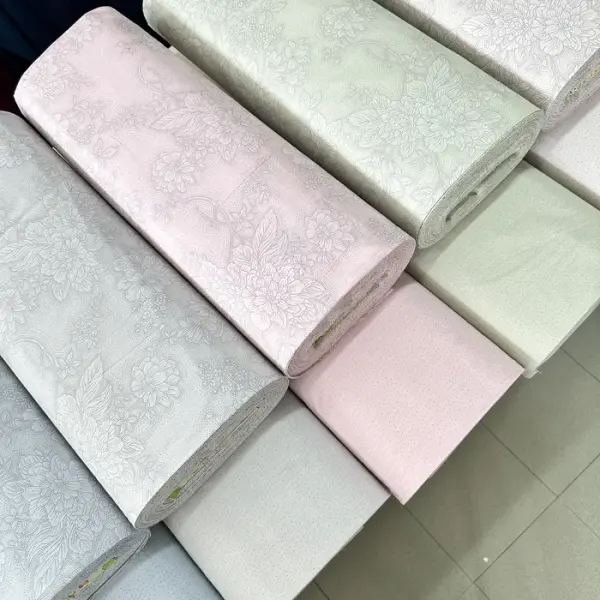 Daldaki Güller Poplin Kumaş