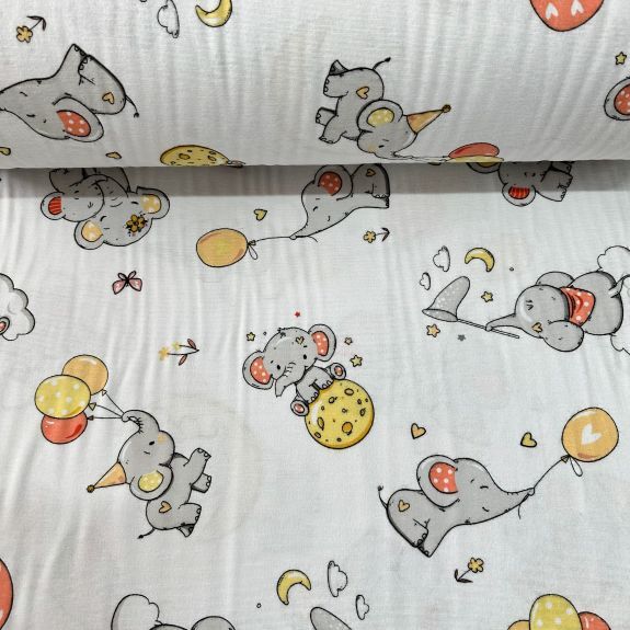 Uyuyan Filler Pazen Kumaş Beyaz