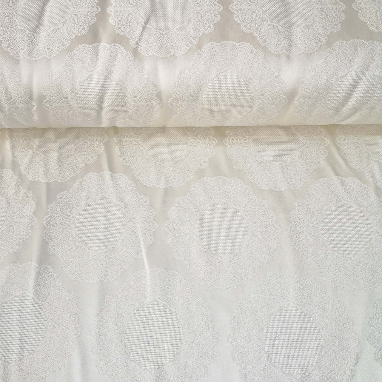 Krem Damask Desen Masaörtüsü