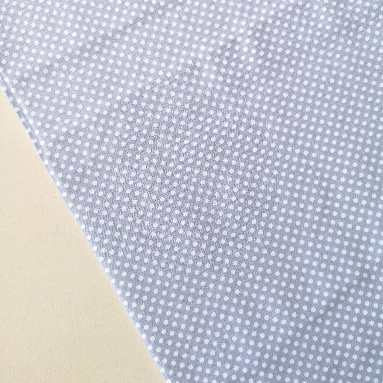 Puanlı Poplin Kumaşlar Gri