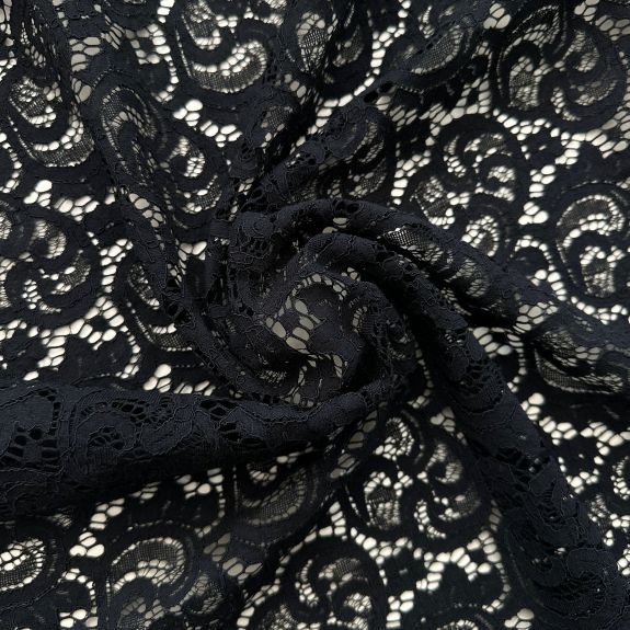 Siyah Sarmaşık Desen Kordoneli Dantel