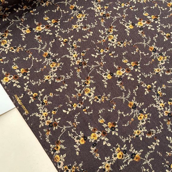 Minik Çiçekli Yün Angor Kahverengi