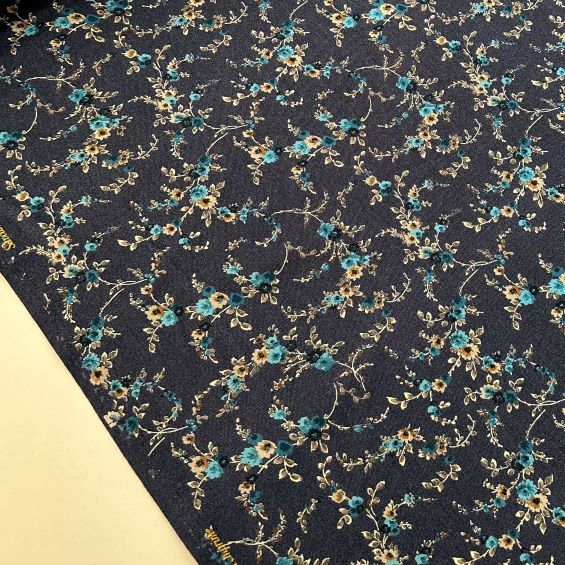 Minik Çiçekli Yün Angor Mavi