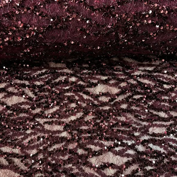 Bordo Sarmaşık Desenli Pullu Dantel