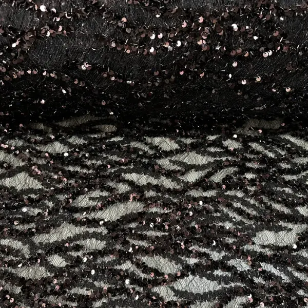 Kahverengi Sarmaşık Desenli Pullu Dantel