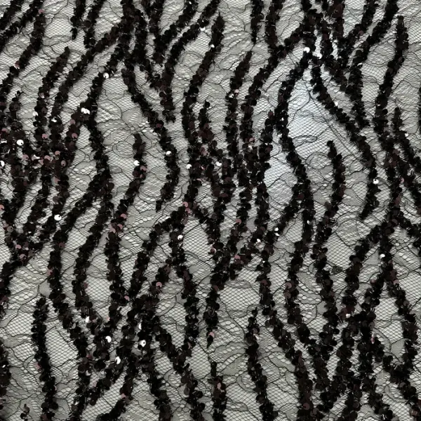 Kahverengi Sarmaşık Desenli Pullu Dantel