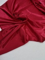 Kırmızı Saten