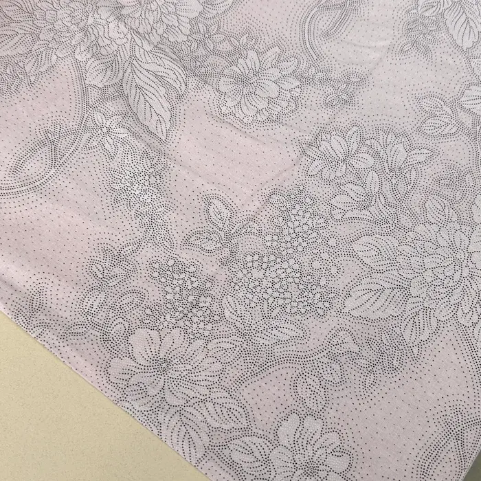 Daldaki Güller Poplin Kumaş Pembe-Çiçekli