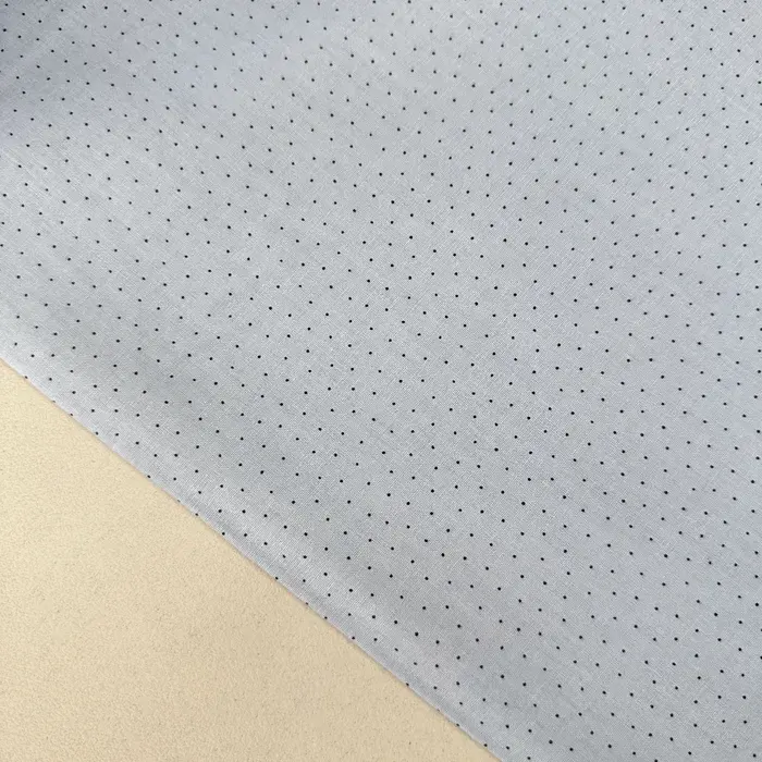 Daldaki Güller Poplin Kumaş Mavi-Noktalı