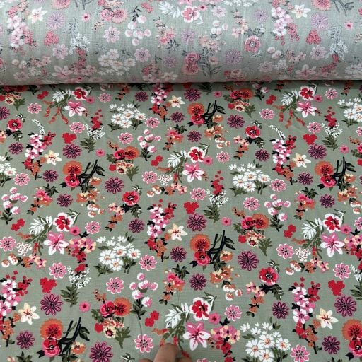 Sümbüller Tek En Viskon Kumaş Yeşil