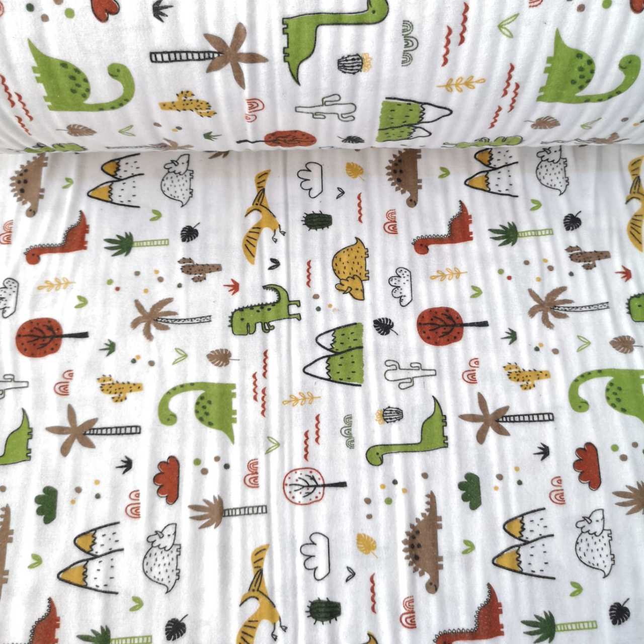 Dinazorlar Pazen Kumaş Yeşil