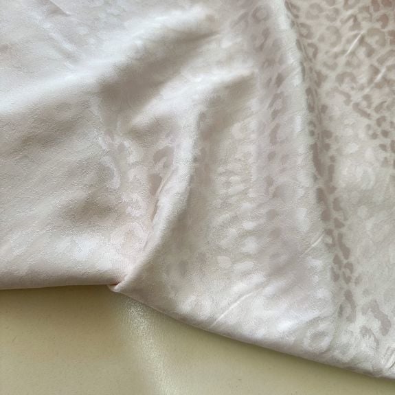 Leopar Desen İpek Jakar Kumaş Krem