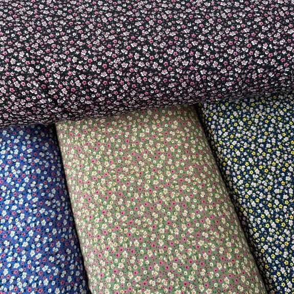 Çıtır Çiçekli Viskon Kumaşlar
