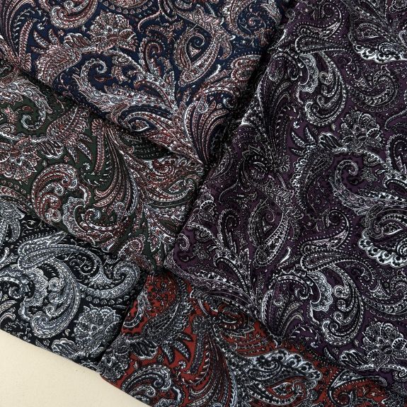 Geleneksel Şal Desenli Viskon Kumaş