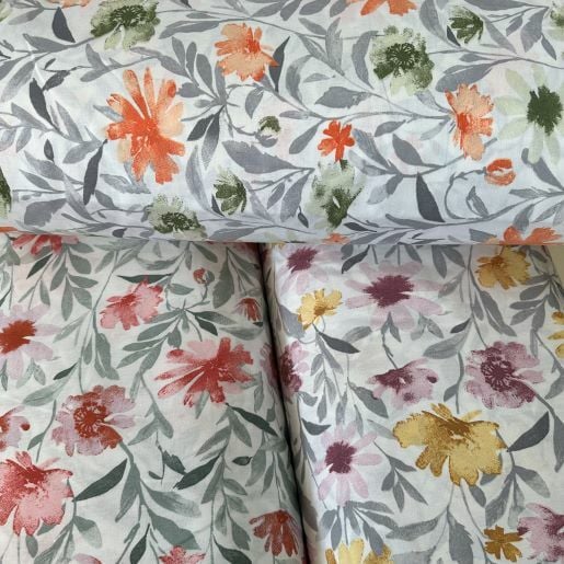 Kasımpatı Çiçekli Poplin Kumaş