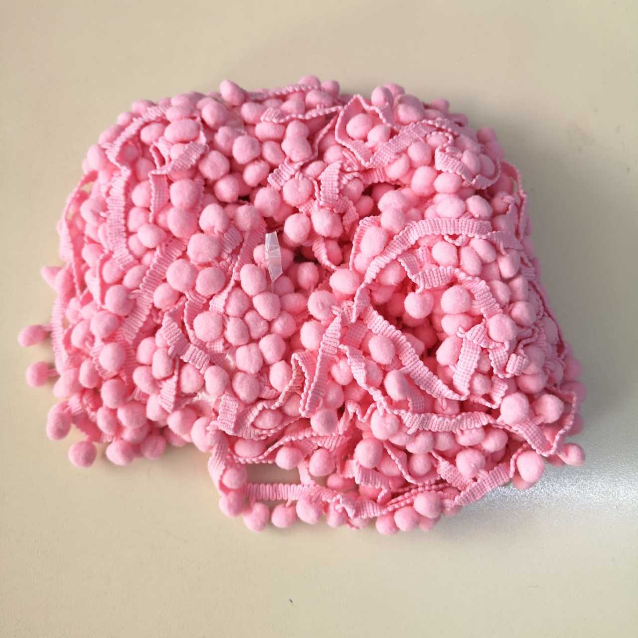 Toz Pembe Şerit Ponpon