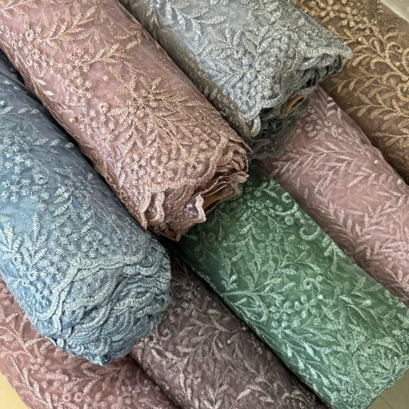 Yaprak Desenli Fransız Dantel