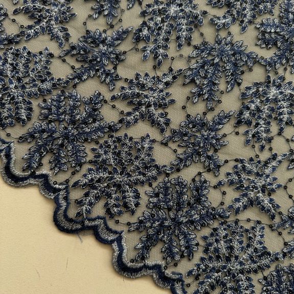 Sim Efektli Yaprak Desenli Fransız Dantel Lacivert