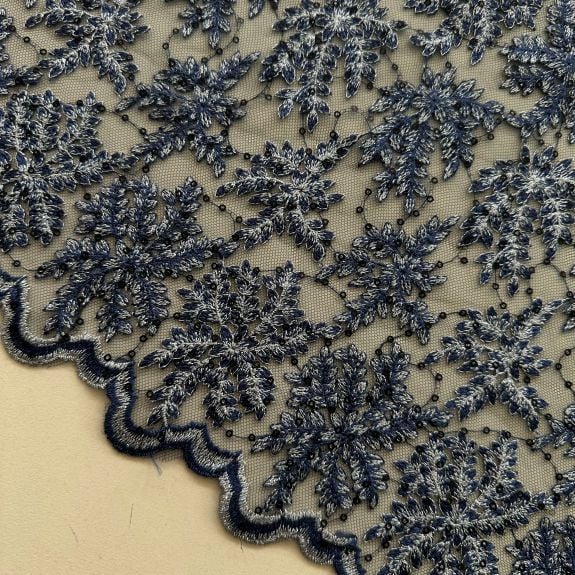 Sim Efektli Yaprak Desenli Fransız Dantel Lacivert