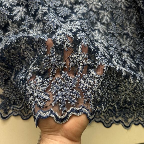 Sim Efektli Yaprak Desenli Fransız Dantel Lacivert