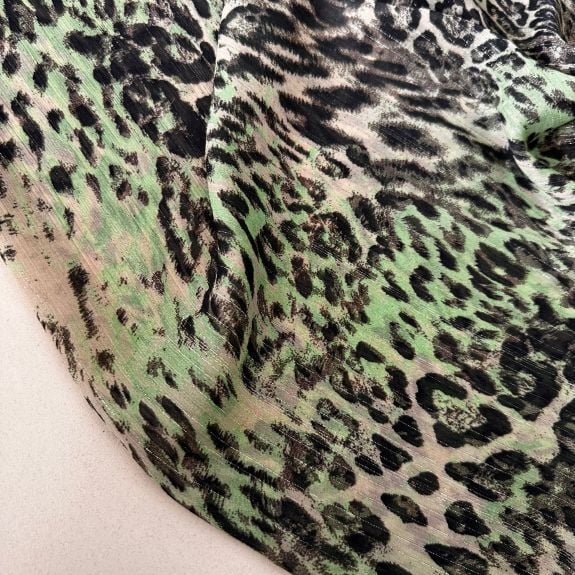 Yeşil Leopar Şifon Kumaş