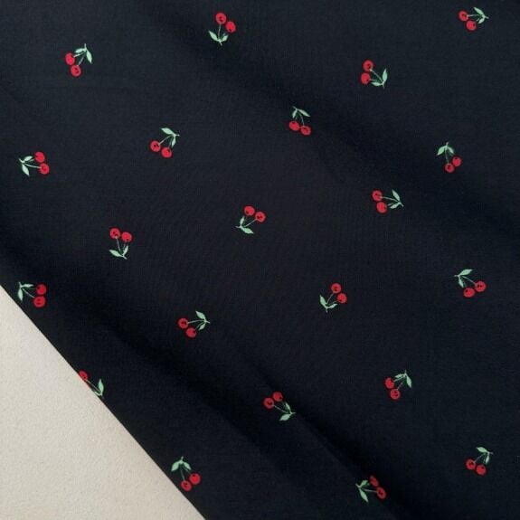 Kirazlı Poplin Kumaş
