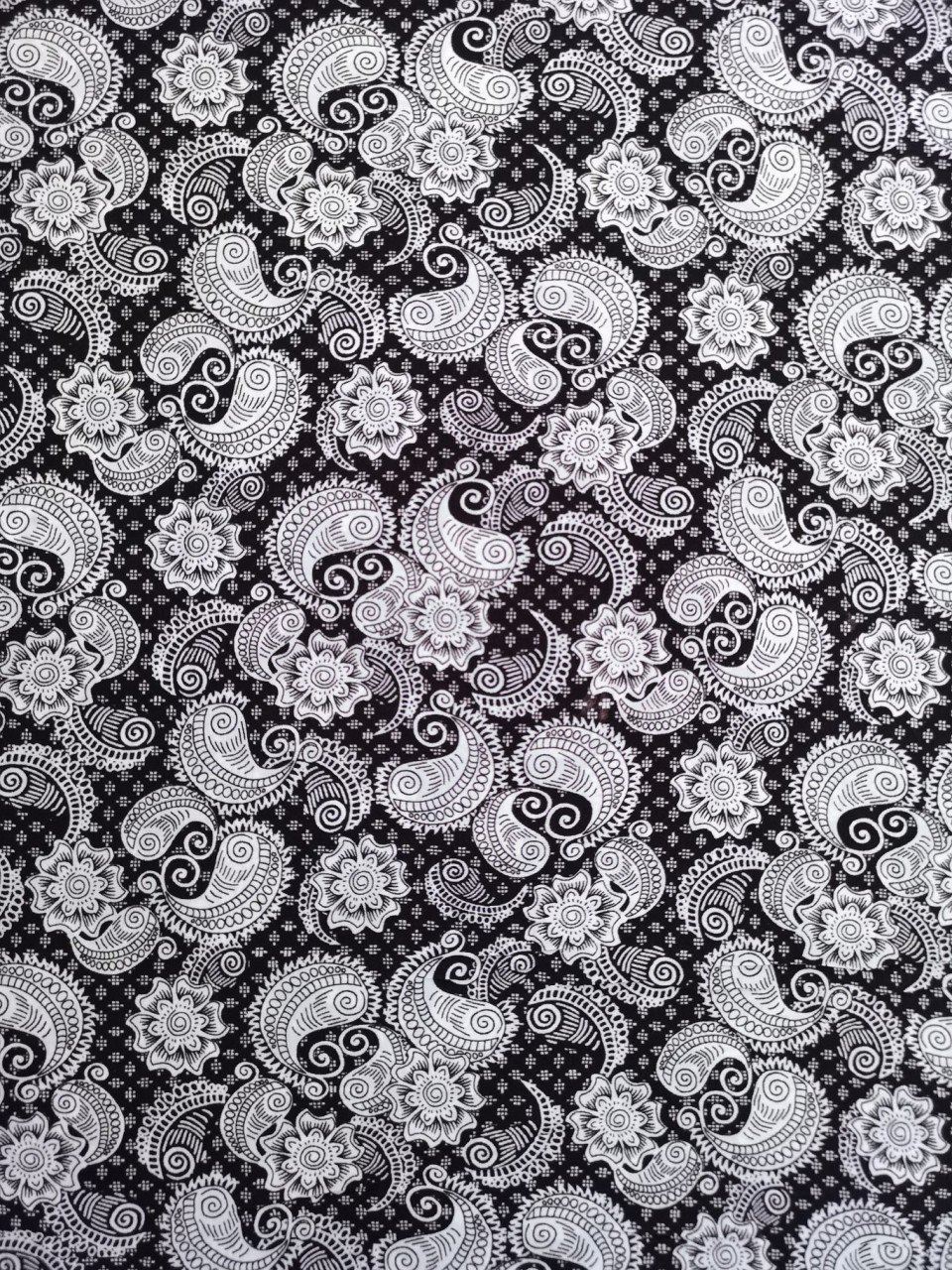 Kahverengi Şal Desenli Liza Kumaş