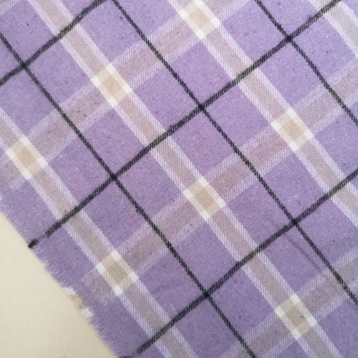 Menekşe Kareli Oduncu