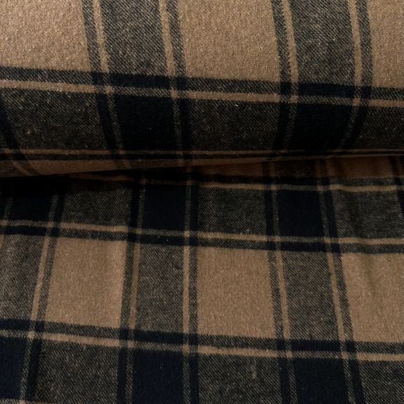 Kahverengi Kareli Oduncu