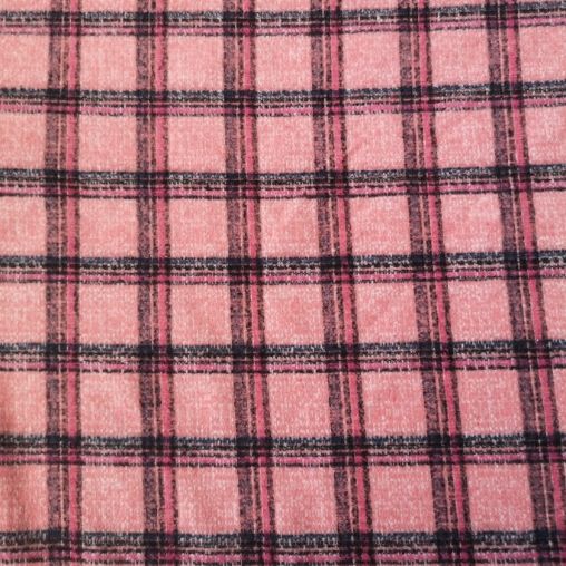 Winter Yard Pembe Kumaş