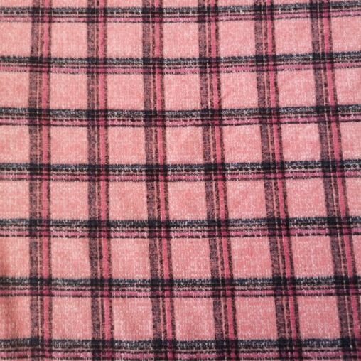 Winter Yard Pembe Kumaş