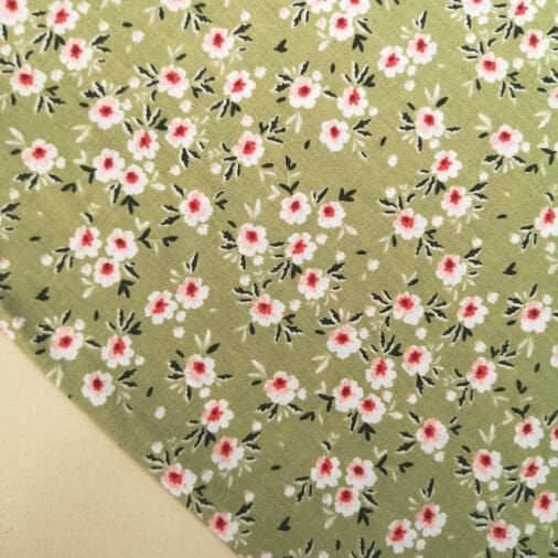 Renkli Papatyalar Poplin Kumaş Yeşil